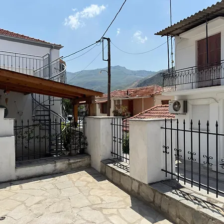 Konstantinos Junior I *